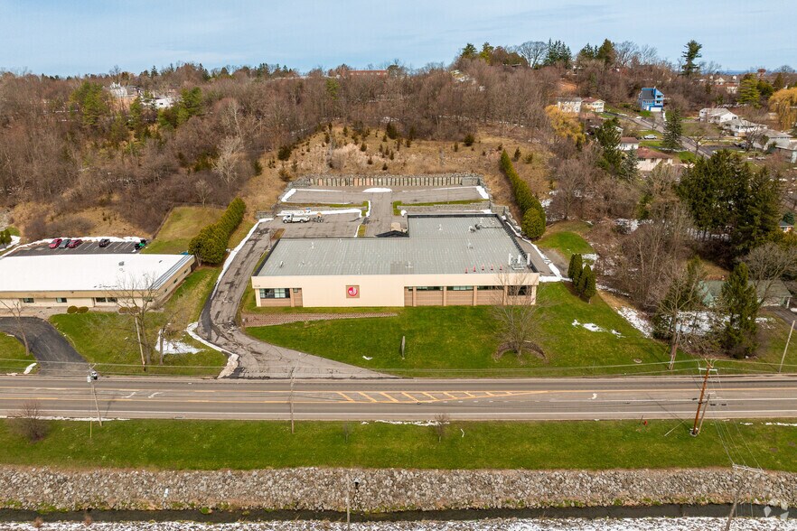 More Photos Of 3229 E Genesee St, Syracuse Medical For Sale