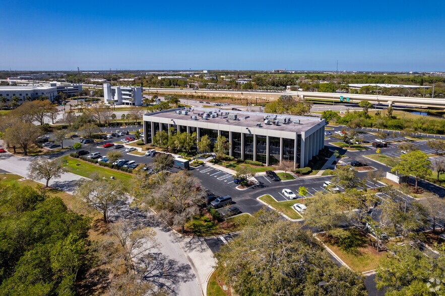 More Photos Of 877 Executive Center Dr W, Saint Petersburg Office For Lease