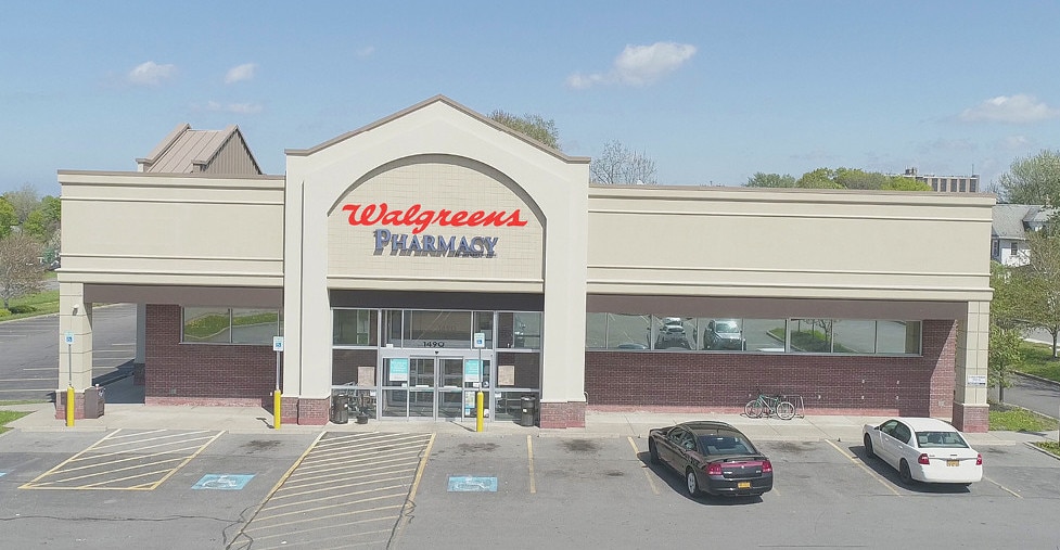 More Photos Of 1490 Lake Ave, Rochester Drugstore For Lease