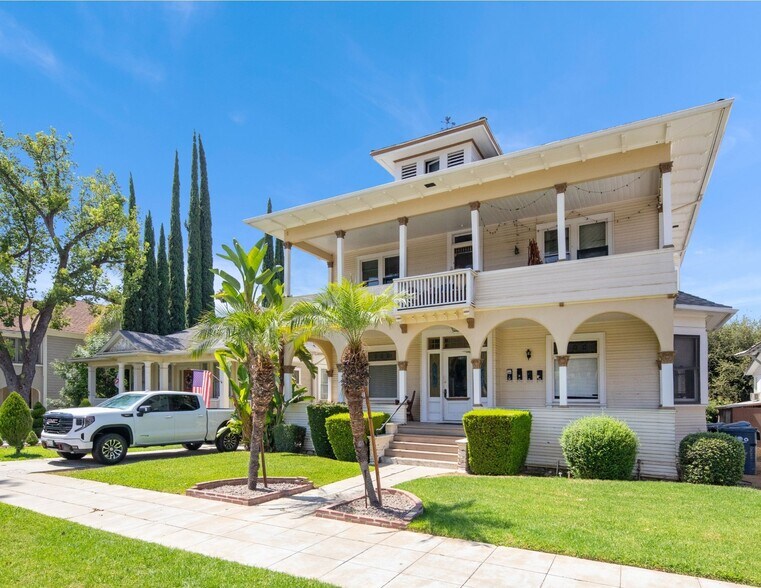 More Photos Of 108 W Olive Ave, Redlands Multifamily For Sale