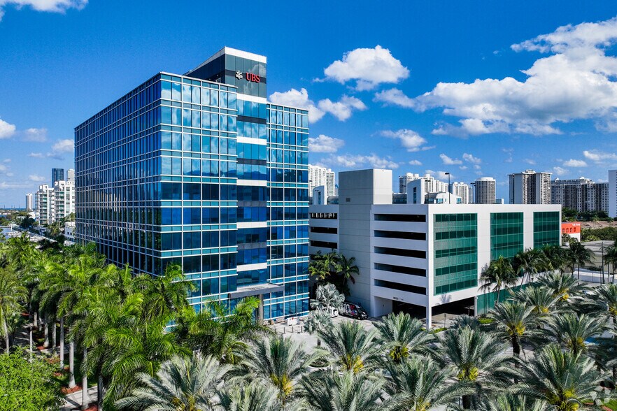 More Photos Of 18851 NE 29th Ave, Aventura Coworking Space