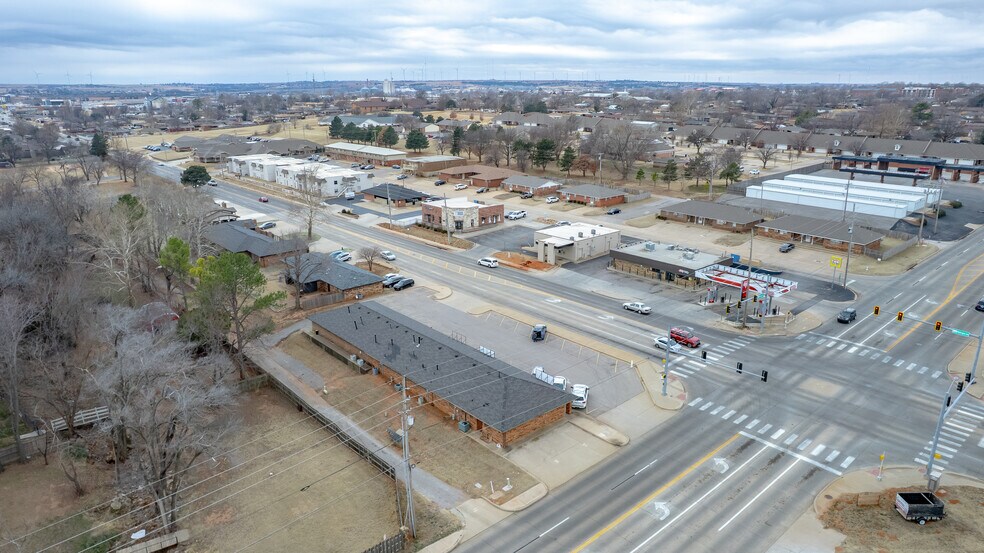 More Photos Of 1108 N Washington St, Weatherford Medical For Sale