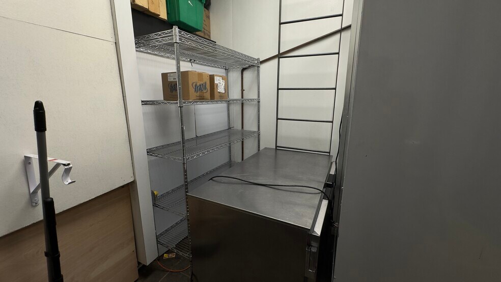 More Photos Of 3395 Schuylkill Rd, Spring City Service Station For Lease