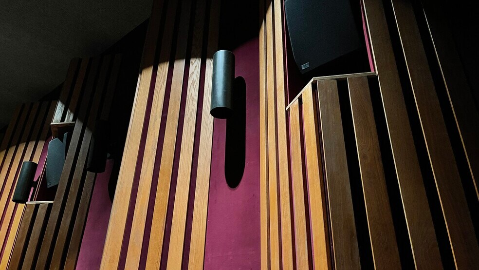 More Photos Of 640 S San Vicente Blvd, Los Angeles Medical For Lease