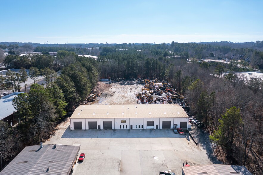 Primary Photo Of 425 Sharon Industrial Way, Suwanee Service For Lease