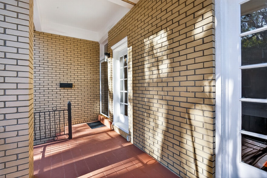 More Photos Of 923 E Park Ave, Savannah Apartments For Sale