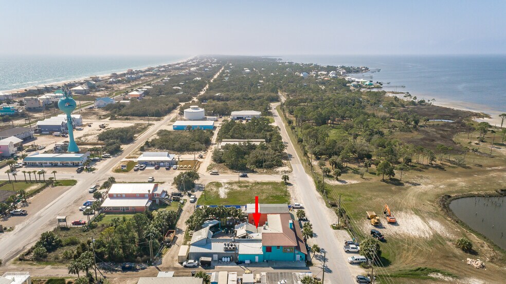 More Photos Of 28 W Bayshore Dr, Saint George Island Restaurant For Sale