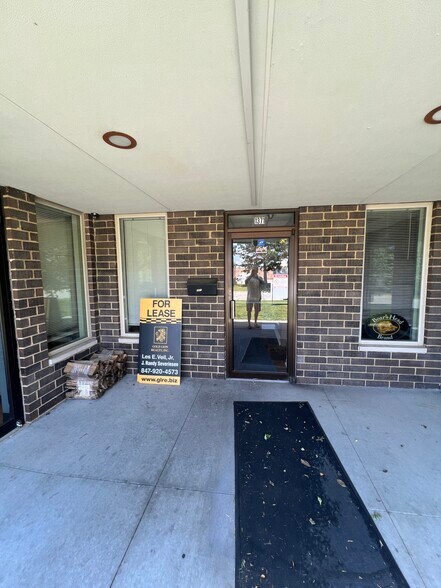 Primary Photo Of 1371-1375 Wilhelm Rd, Mundelein Distribution For Lease