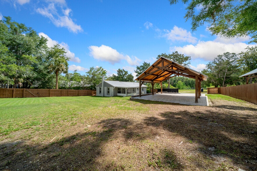 More Photos Of 5830 W Gulf To Lake Hwy, Crystal River Office For Sale
