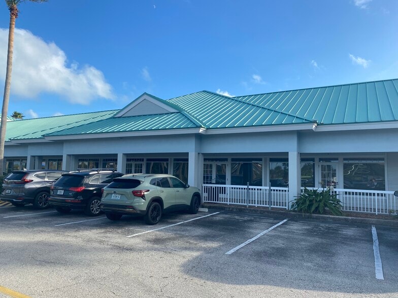 Primary Photo Of 3830 S Highway A1a, Melbourne Beach General Retail For Sale