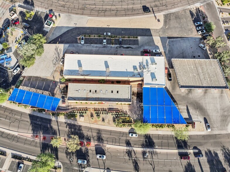 More Photos Of 12621 N Paradise Village Pky W, Phoenix Service Station For Sale