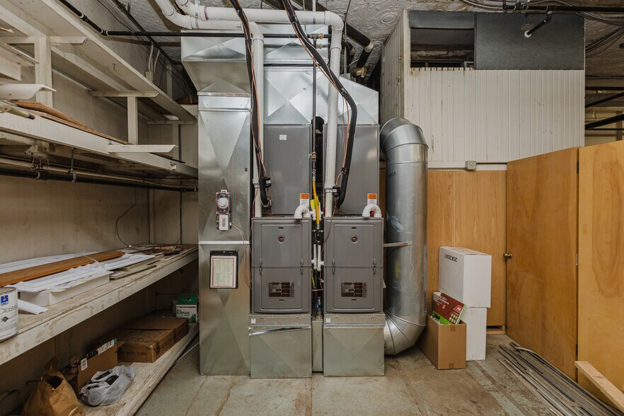 More Photos Of 724 N Main St, Newton Storefront For Sale