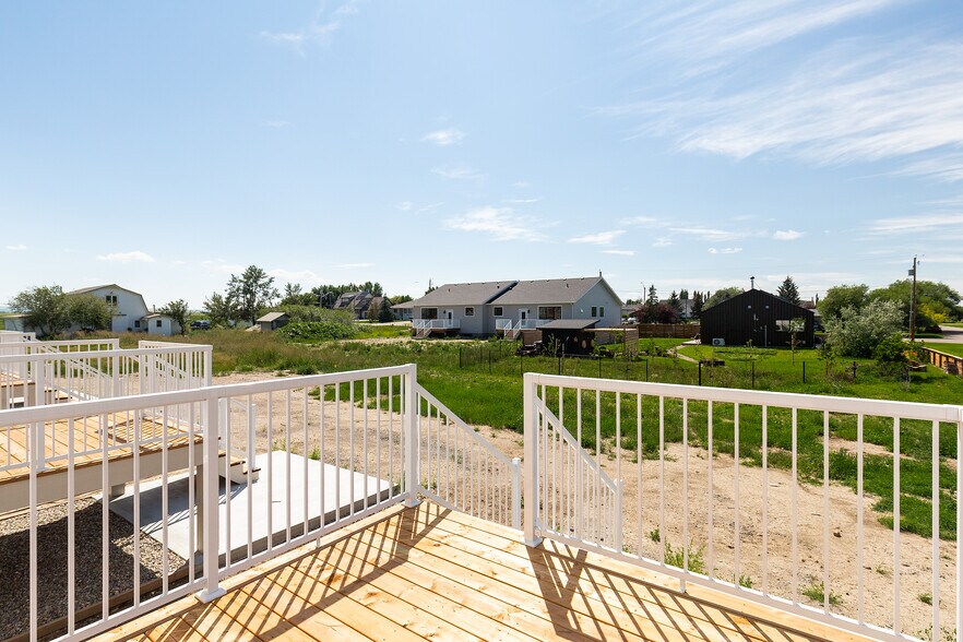 More Photos Of 304 50 w, Raymond Multifamily For Sale