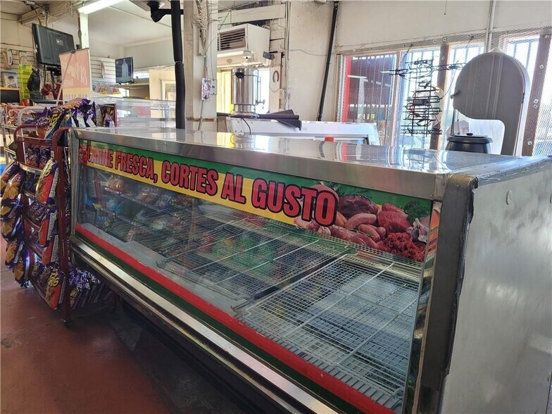 More Photos Of 5075 Randolph St, Maywood Storefront Retail Residential For Sale