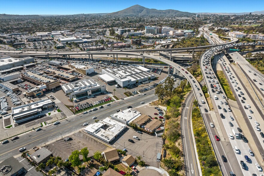 More Photos Of 8939 La Mesa Blvd, La Mesa Medical For Lease