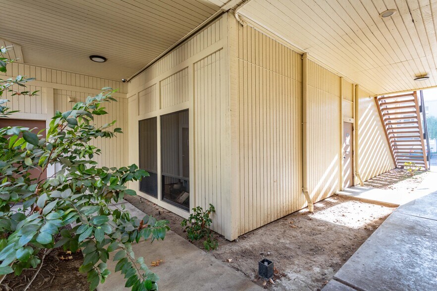 More Photos Of 2848 Arden Way, Sacramento Office For Lease