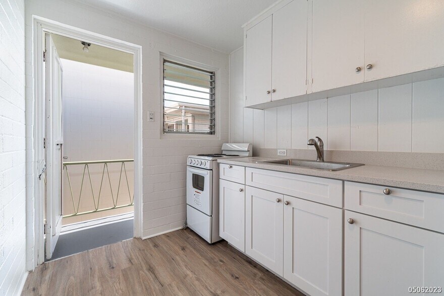 More Photos Of 1116 Isenberg St, Honolulu Apartments For Sale