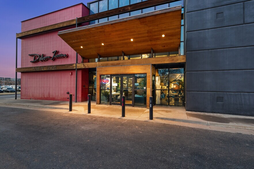 More Photos Of 475 S Broadway St, Denver Freestanding For Sale