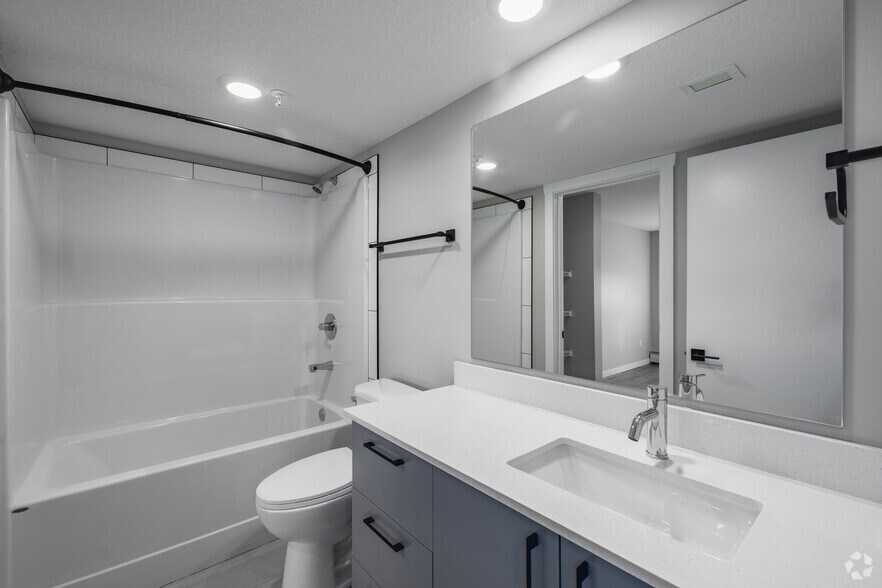 More Photos Of 80 Sage Hill Rd NW, Calgary Apartments For Lease