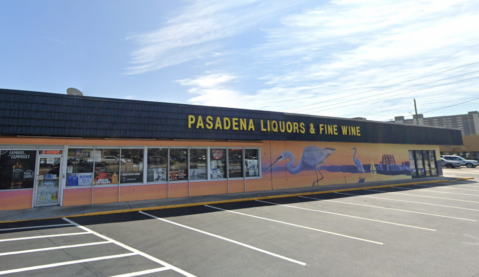 Primary Photo Of 1100 Pasadena Ave S, South Pasadena Bar For Lease