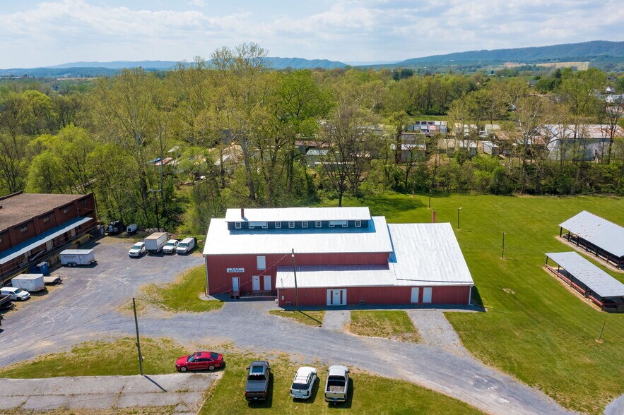 More Photos Of 180 Hollar Circle, Timberville Warehouse For Sale