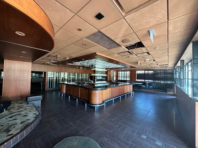 More Photos Of 3102 Piedmont Rd NE, Atlanta Restaurant For Lease