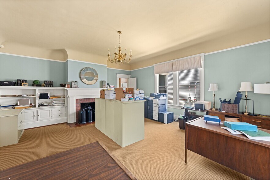 More Photos Of 503 W Palm Dr, Placentia Office Residential For Lease