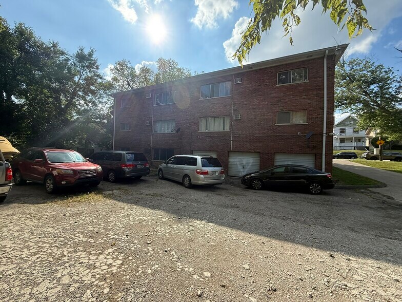 More Photos Of 944 Seton Ave, Cincinnati Apartments For Sale