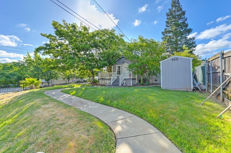 More Photos Of 512 Riley St, Folsom Office For Sale
