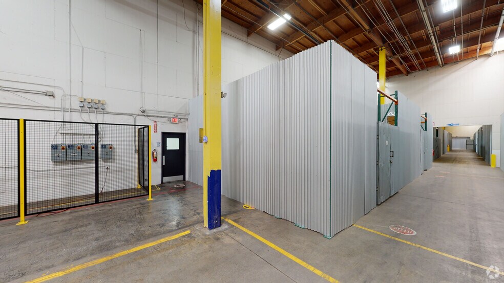 Primary Photo Of 850 Northlake Dr, Coppell Warehouse For Lease