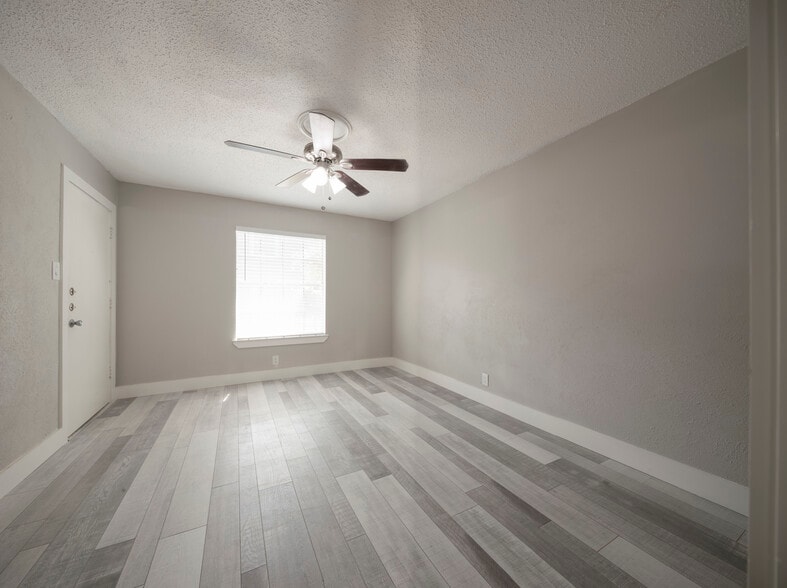 More Photos Of , Denton Unknown For Sale