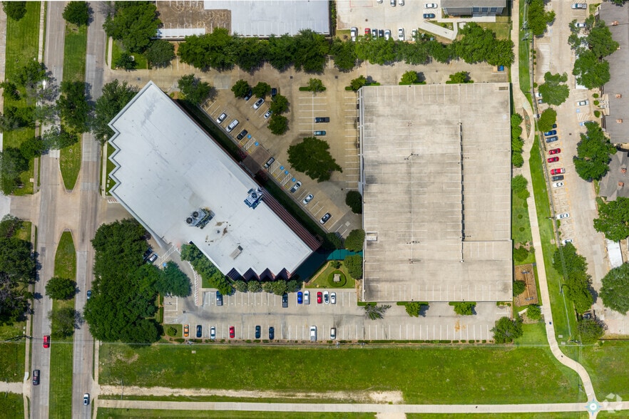 More Photos Of 11200 Richmond Ave, Houston Office For Lease