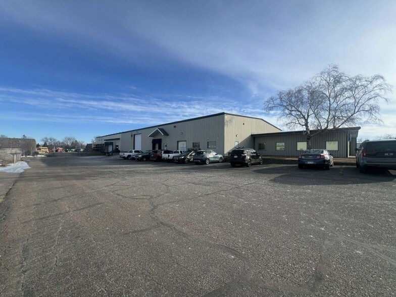 More Photos Of 401 Sundial Dr, Waite Park Warehouse For Sale