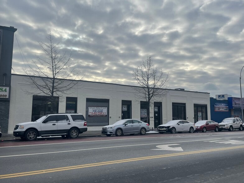 More Photos Of 1140 Webster Ave, Bronx Storefront Retail Office For Lease