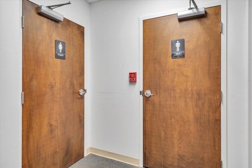More Photos Of 210 S Jefferson St, Roanoke Loft Creative Space For Sale