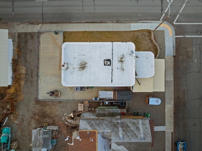 More Photos Of 2100 7th St, Baker City Specialty For Sale