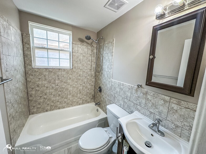 More Photos Of 516 NE Boulevard, Atlanta Apartments For Sale