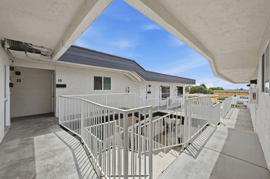 More Photos Of 2005 Highland Ave, National City Apartments For Sale