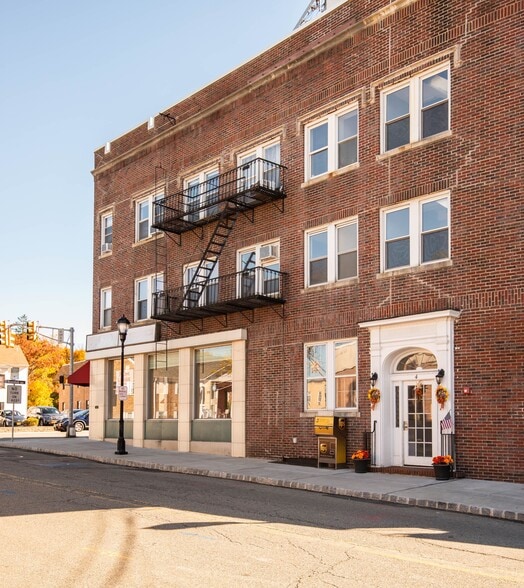 More Photos Of 260 Bloomfield Ave, Caldwell Office Residential For Lease