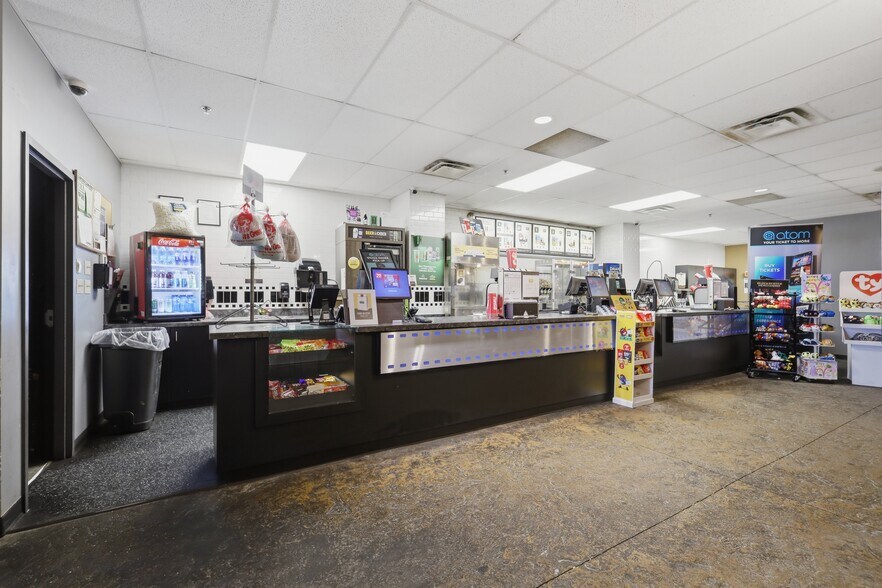 More Photos Of 9 Beju Industrial Dr, Sylvan Lake General Retail For Sale