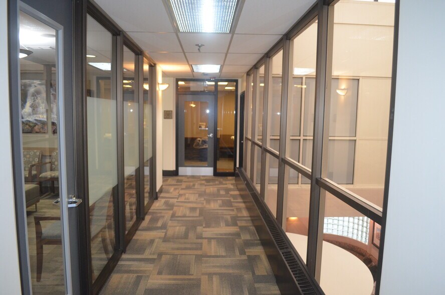 More Photos Of 6850 E Hampden Ave, Denver Medical For Lease