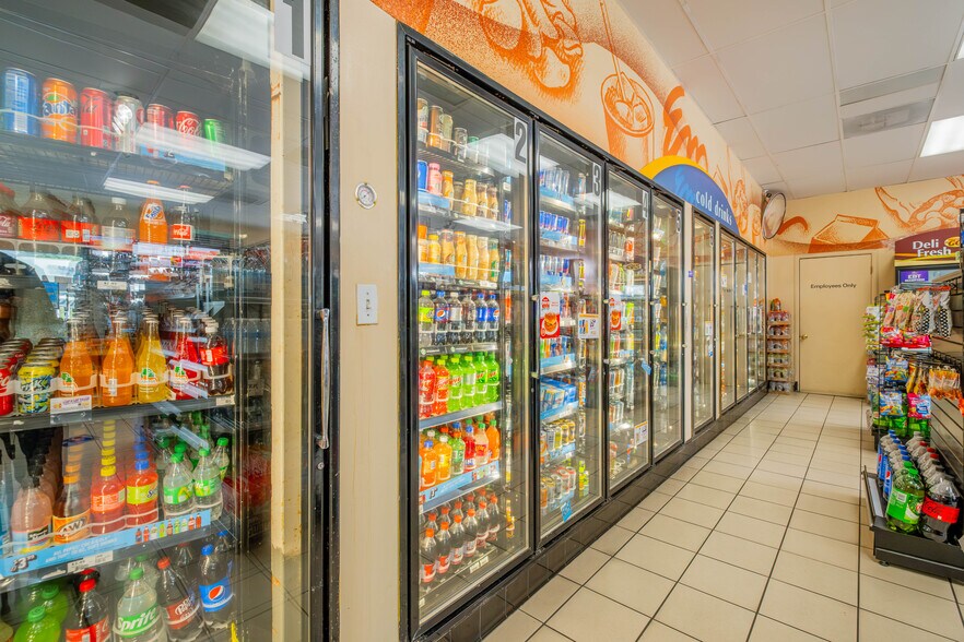 More Photos Of 5740 Atlantic Ave, Long Beach Service Station For Sale