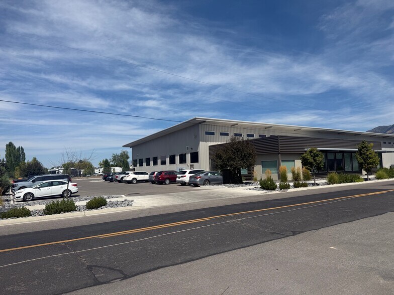 More Photos Of 1155 W 2200 S, Logan Warehouse For Lease