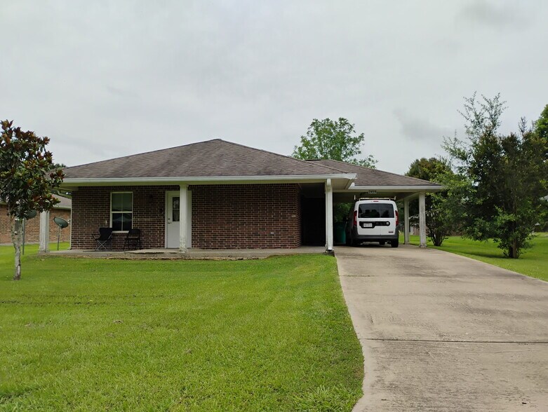 More Photos Of 2410 1st St, Ville Platte Multifamily For Sale