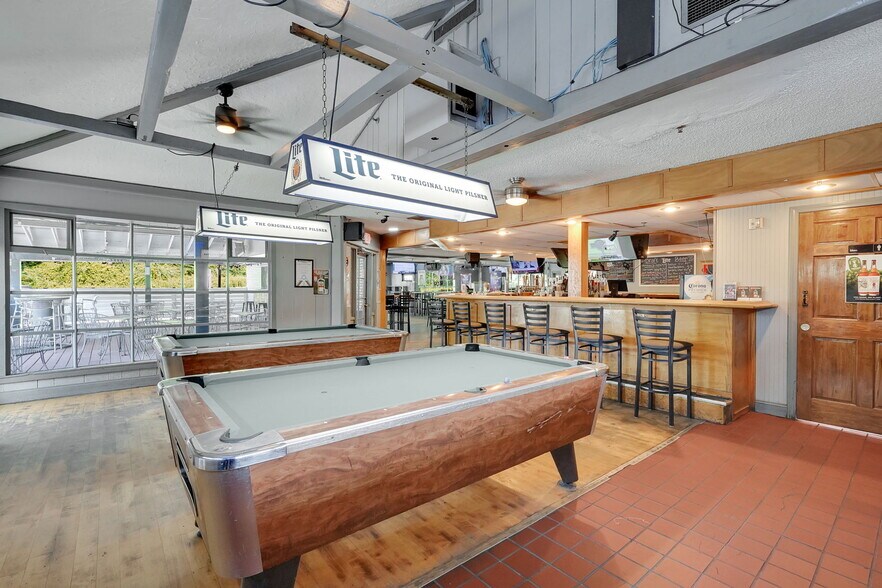 More Photos Of 287 N Elm St, Westfield Restaurant For Sale