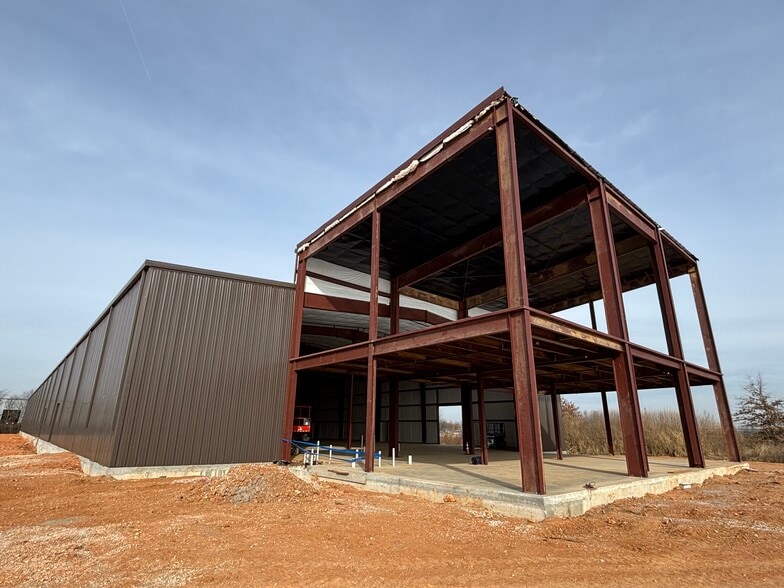 More Photos Of 322 N Goad Springs St, Lowell Light Distribution For Lease