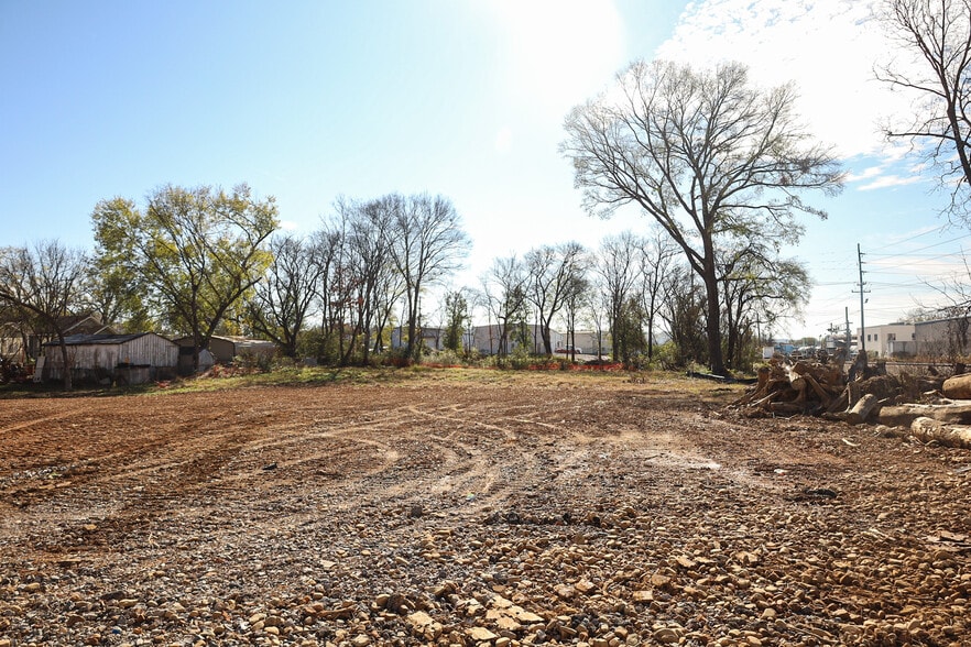 More Photos Of 0 E. 39th Street & 3903 Calhoun Street, Chattanooga Land For Sale