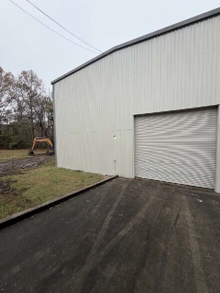 Primary Photo Of 218 Springfield Rd, Baton Rouge Warehouse For Sale