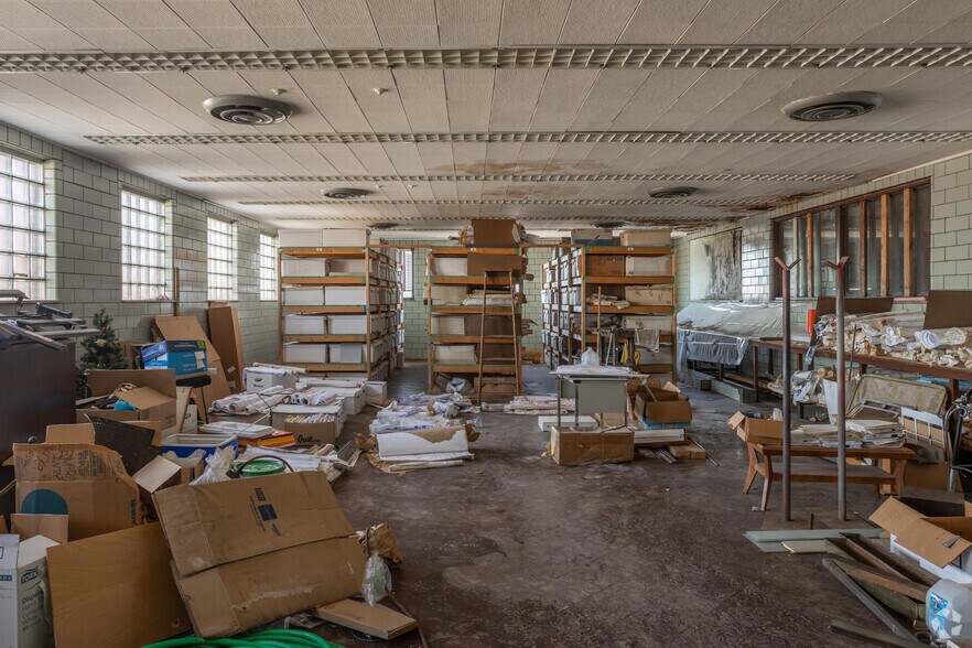 More Photos Of 1873 E 55th St, Cleveland Warehouse For Sale