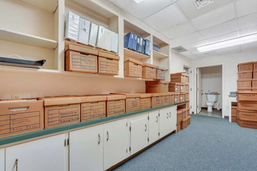 More Photos Of 11706 Mercy Blvd, Savannah Medical For Lease